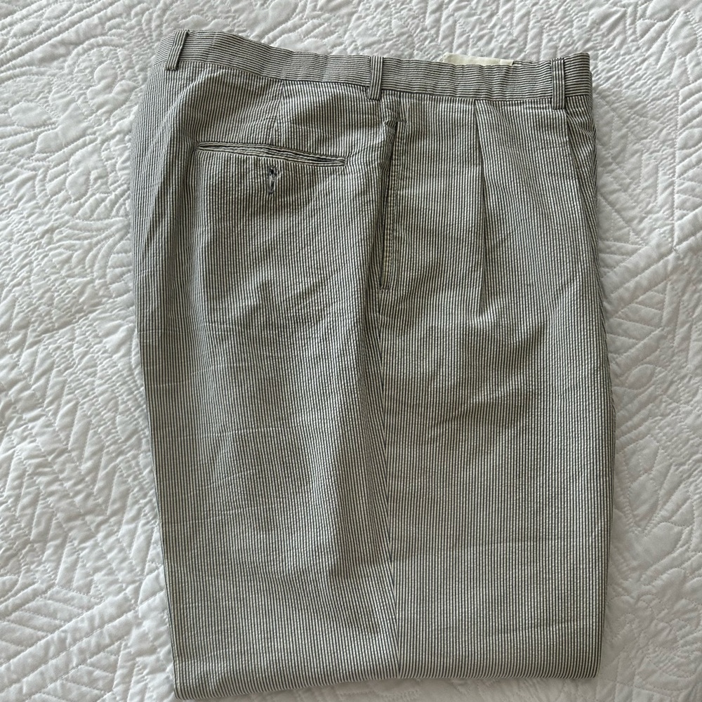 AUSTIN REED Blue Seersucker Dress Pants